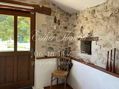 Maison, 242 m²