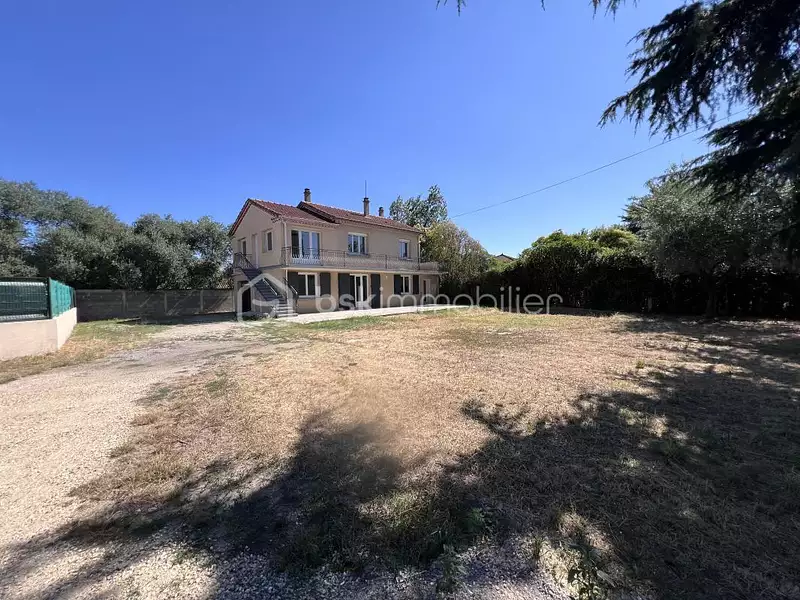 Maison, 146 m²
