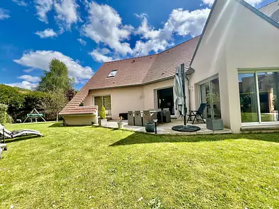 Maison, 221 m²