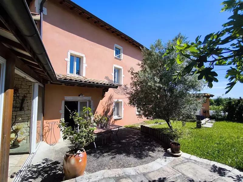 Maison, 177 m²