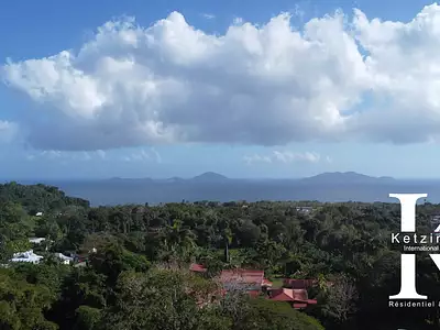Terrain, 1 777 m²