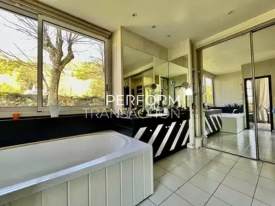 Appartement, 163,83 m²