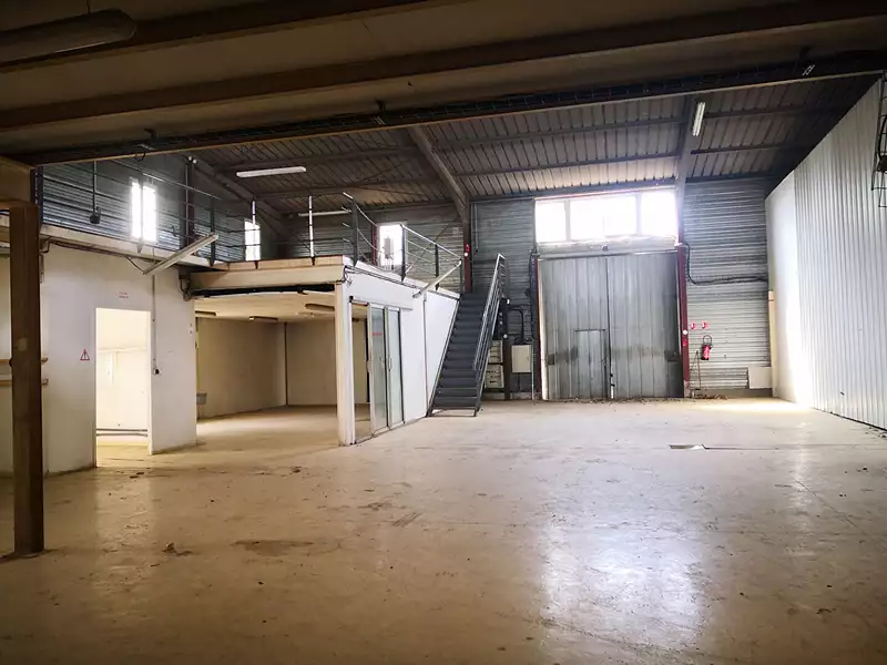 Divers, 1 440 m²