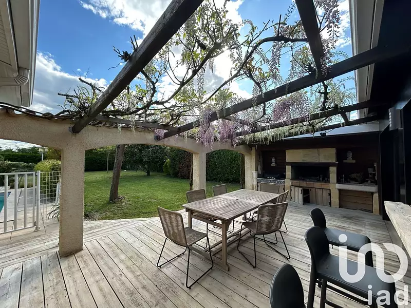 Maison, 153 m²