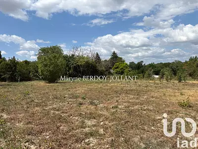 Terrain, 890 m²
