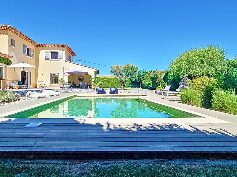 Maison, 190,5 m²