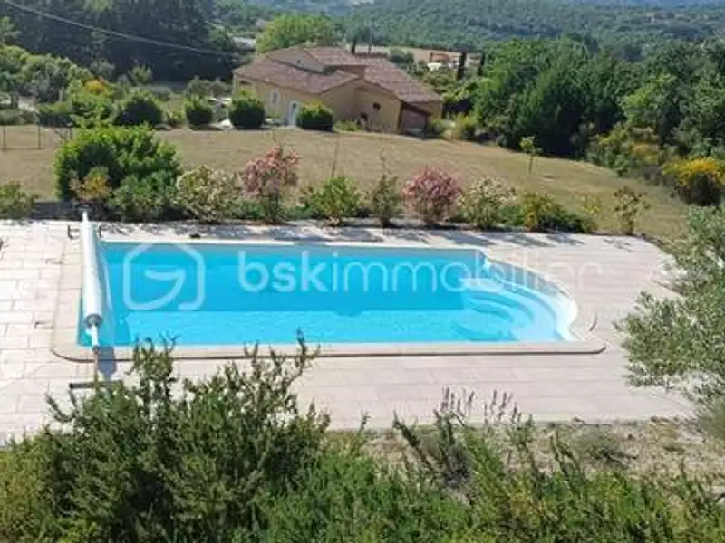 Maison, 177 m²