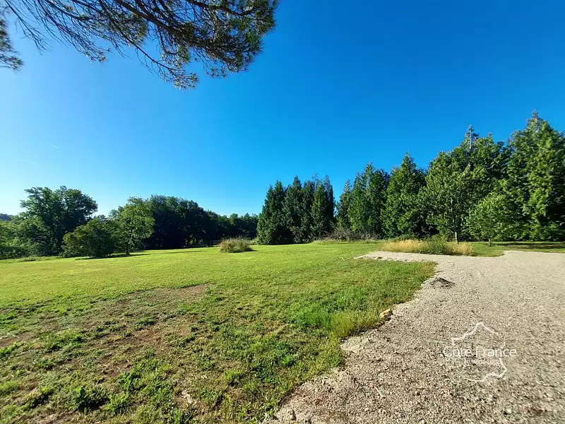 Terrain, 1 165 m²