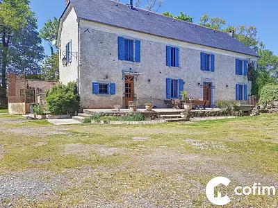 Maison, 244 m²