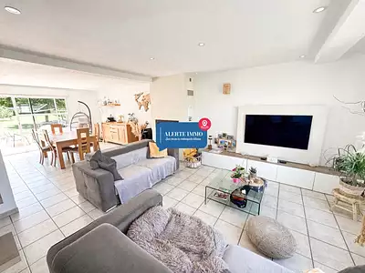 Maison, 135 m²