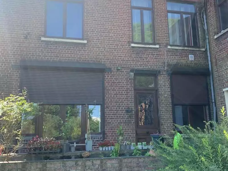 Maison, 245 m²