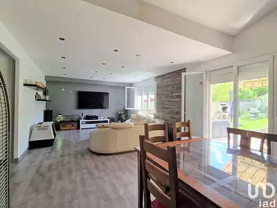 Maison, 112 m²