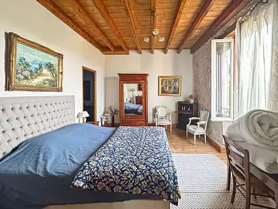 Maison, 885 m²