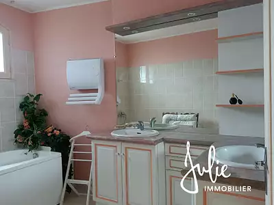 Maison, 178,54 m²