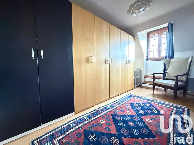 Maison, 215 m²