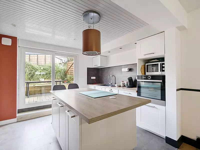 Maison, 145 m²