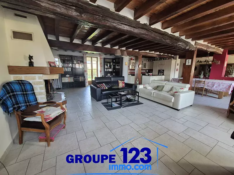Maison, 207 m²