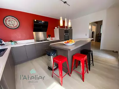 Maison, 300 m²