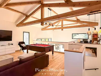 Maison, 369,65 m²