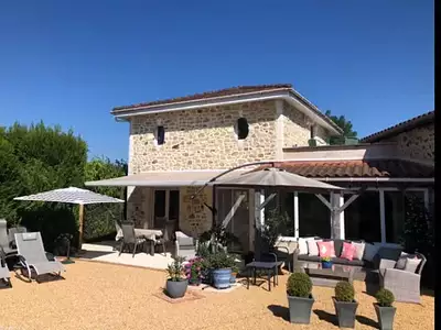 Maison, 275 m²