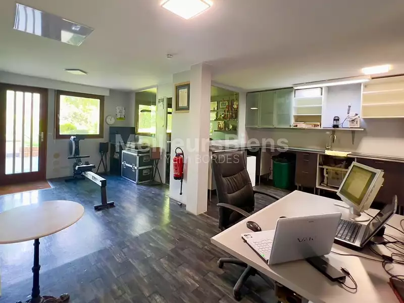 Maison, 209 m²