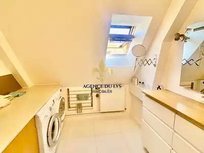 Maison, 216 m²