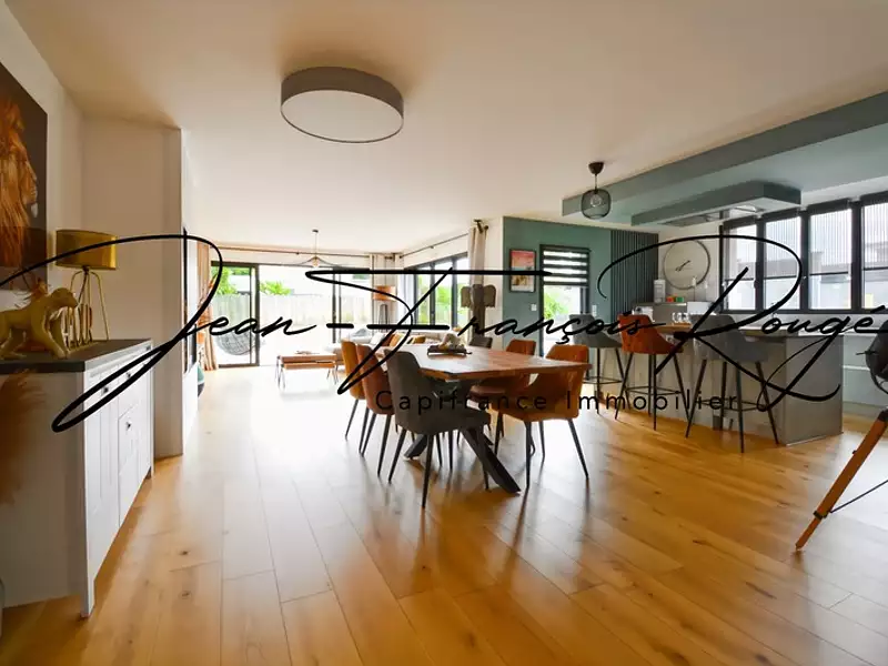 Maison, 162 m²