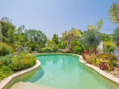 Maison, 220 m²
