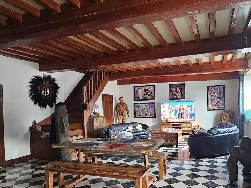 Maison, 233 m²