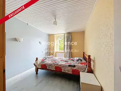 Maison, 225 m²