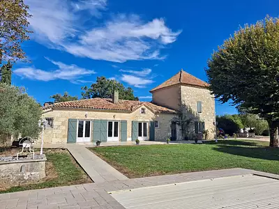 Maison, 250 m²