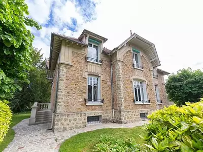 Maison, 266 m²