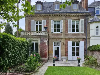 Maison, 273 m²