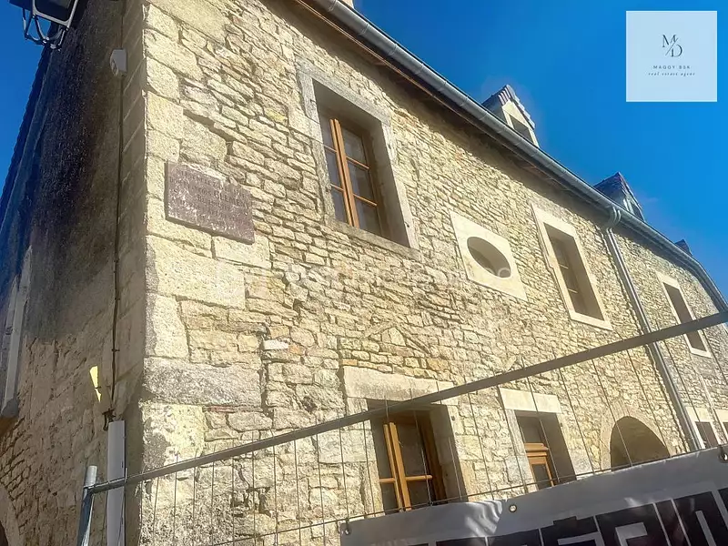 Maison, 300 m²
