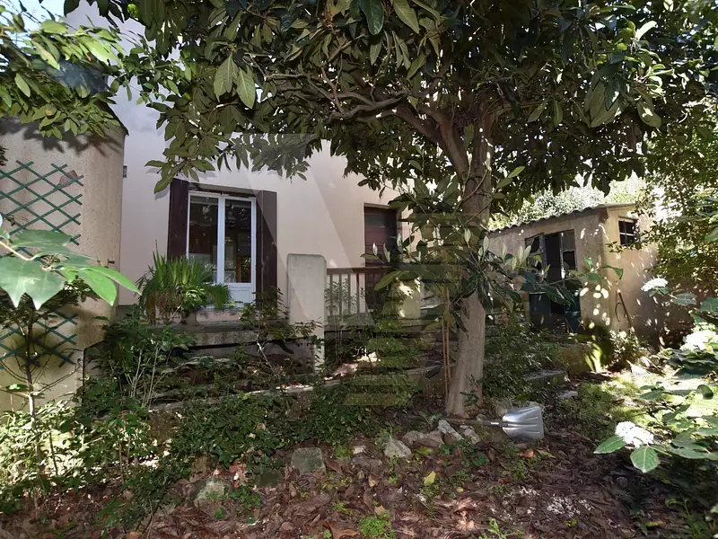 Maison, 320,16 m²