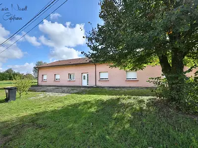 Maison, 281 m²