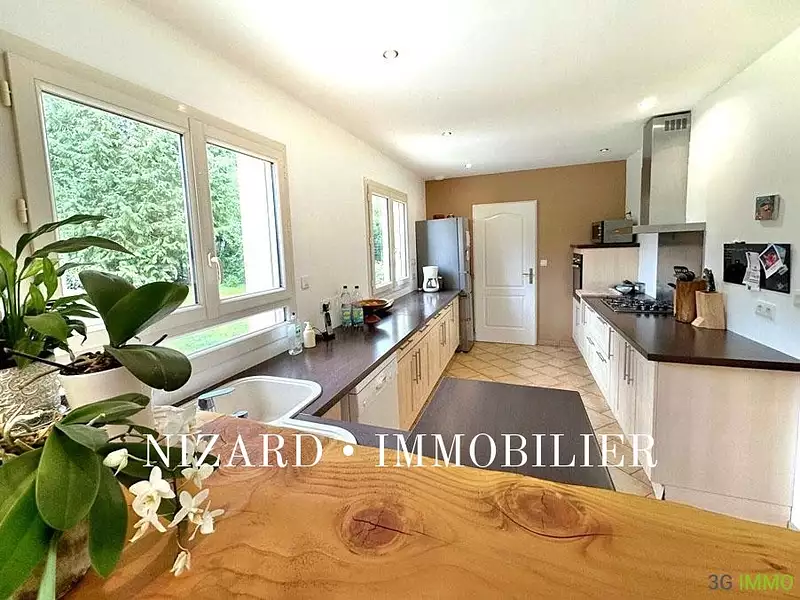 Maison, 170 m²