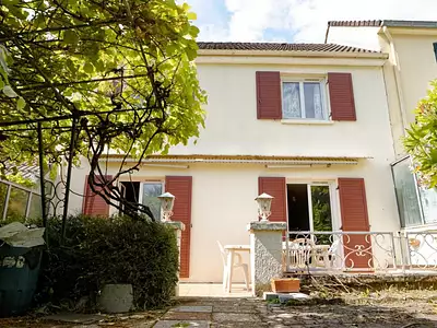 Maison, 93 m²