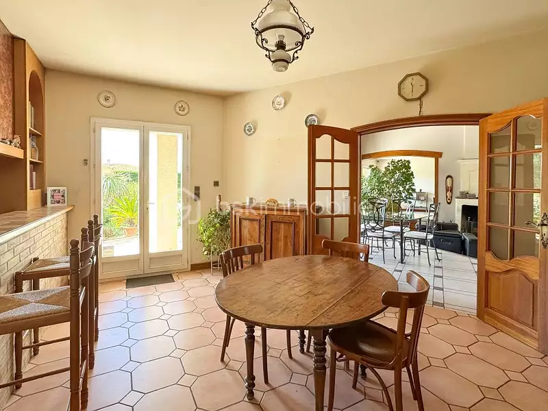 Maison, 237 m²