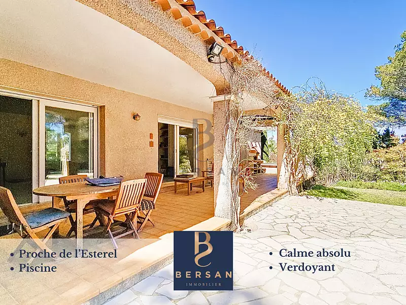 Maison, 217 m²