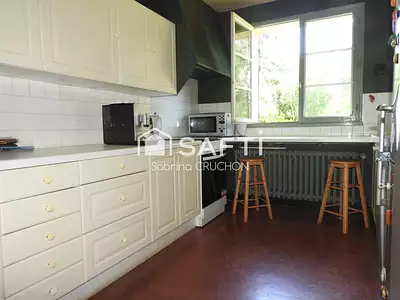 Maison, 167 m²