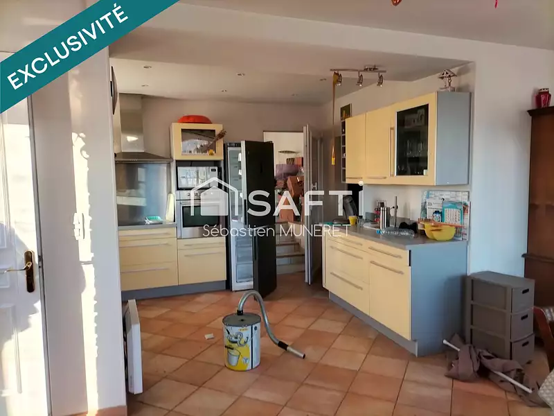 Maison, 140 m²