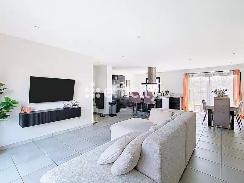 Maison, 105 m²