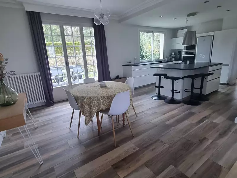 Maison, 204 m²