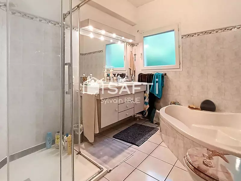 Maison, 125 m²