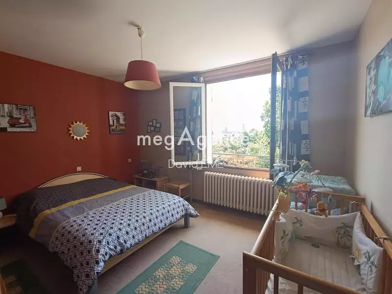 Maison, 241 m²