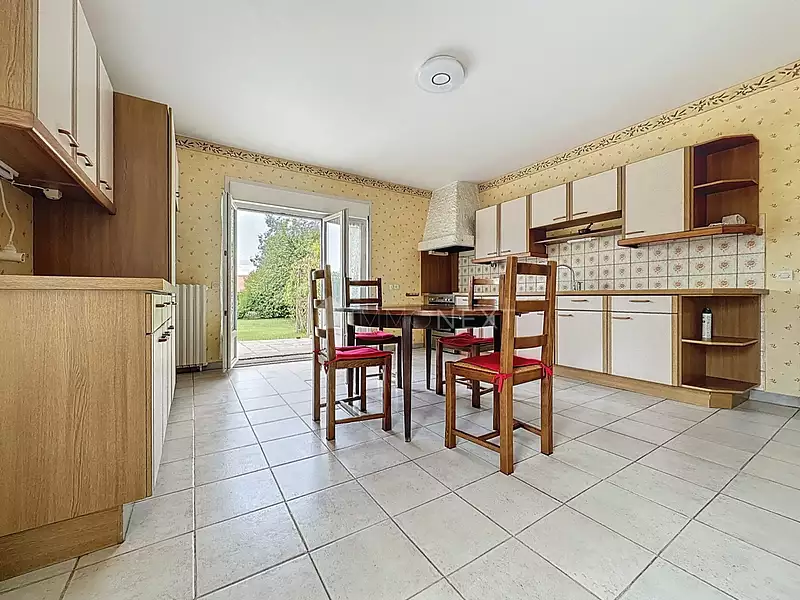 Maison, 203 m²