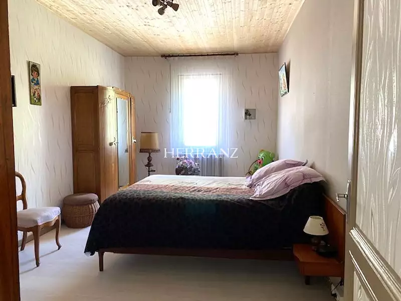 Maison, 204 m²