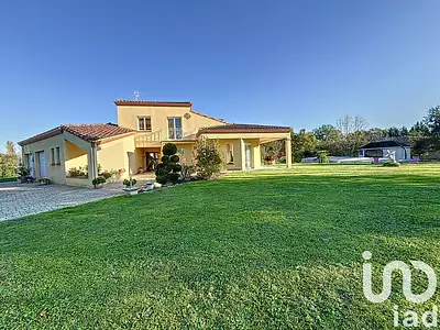 Maison, 243 m²