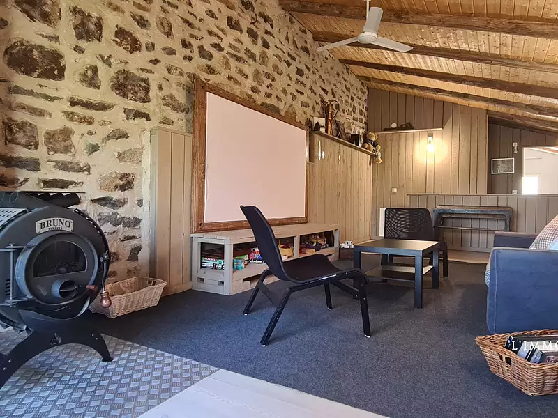 Maison, 376,3 m²